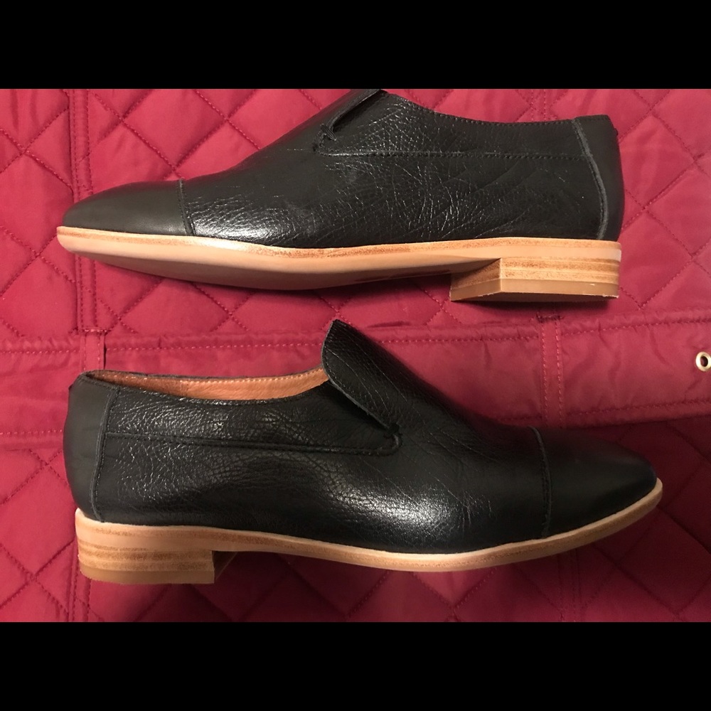 Jeffrey Campbell Bryant Cap Toe Loafer Size 5-5.5